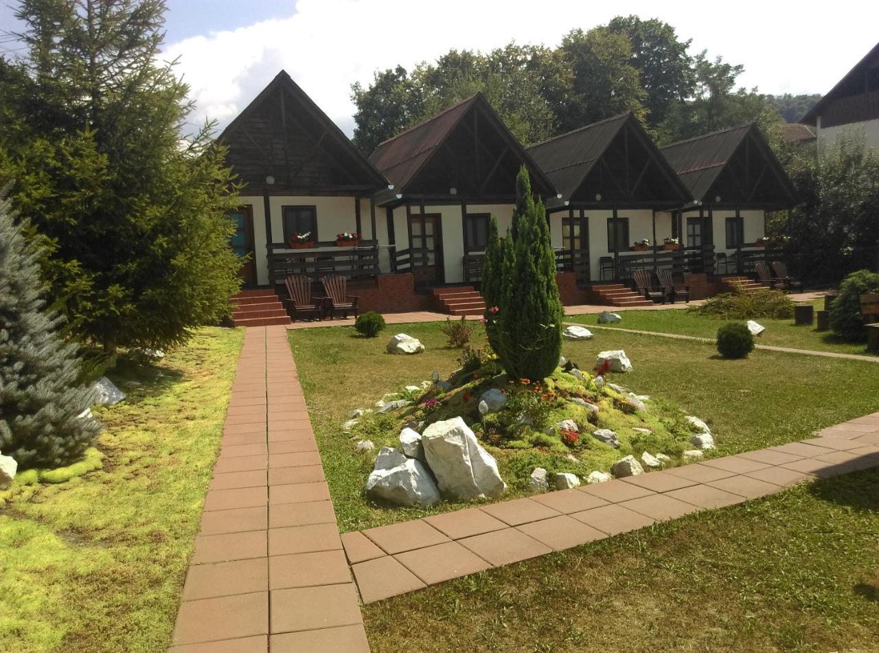 Vila Paula & Spa โซวาตา ภายนอก รูปภาพ